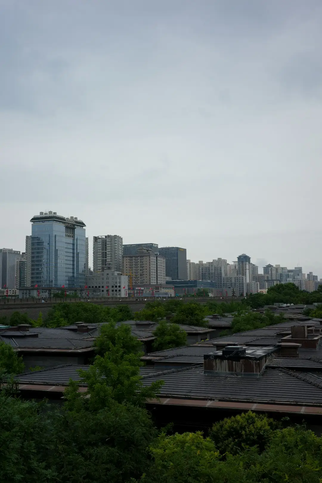 2025年工业新材料研发趋势与智能制造技术融合路径解析
